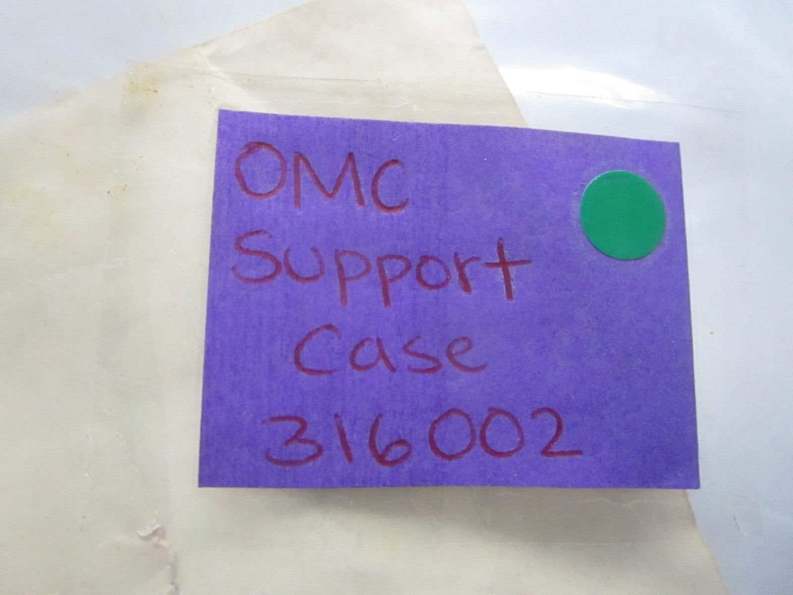 NEW OEM 316002 0316002 OMC Johnson Evinrude Support Case 0810
