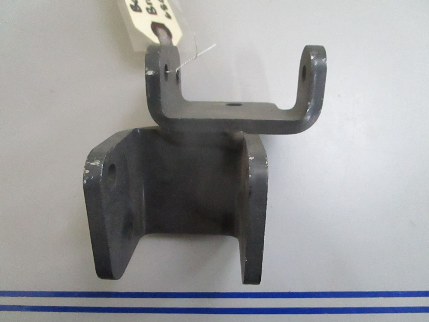 *NEW OEM* 0820 Bobcat Bracket 6803397