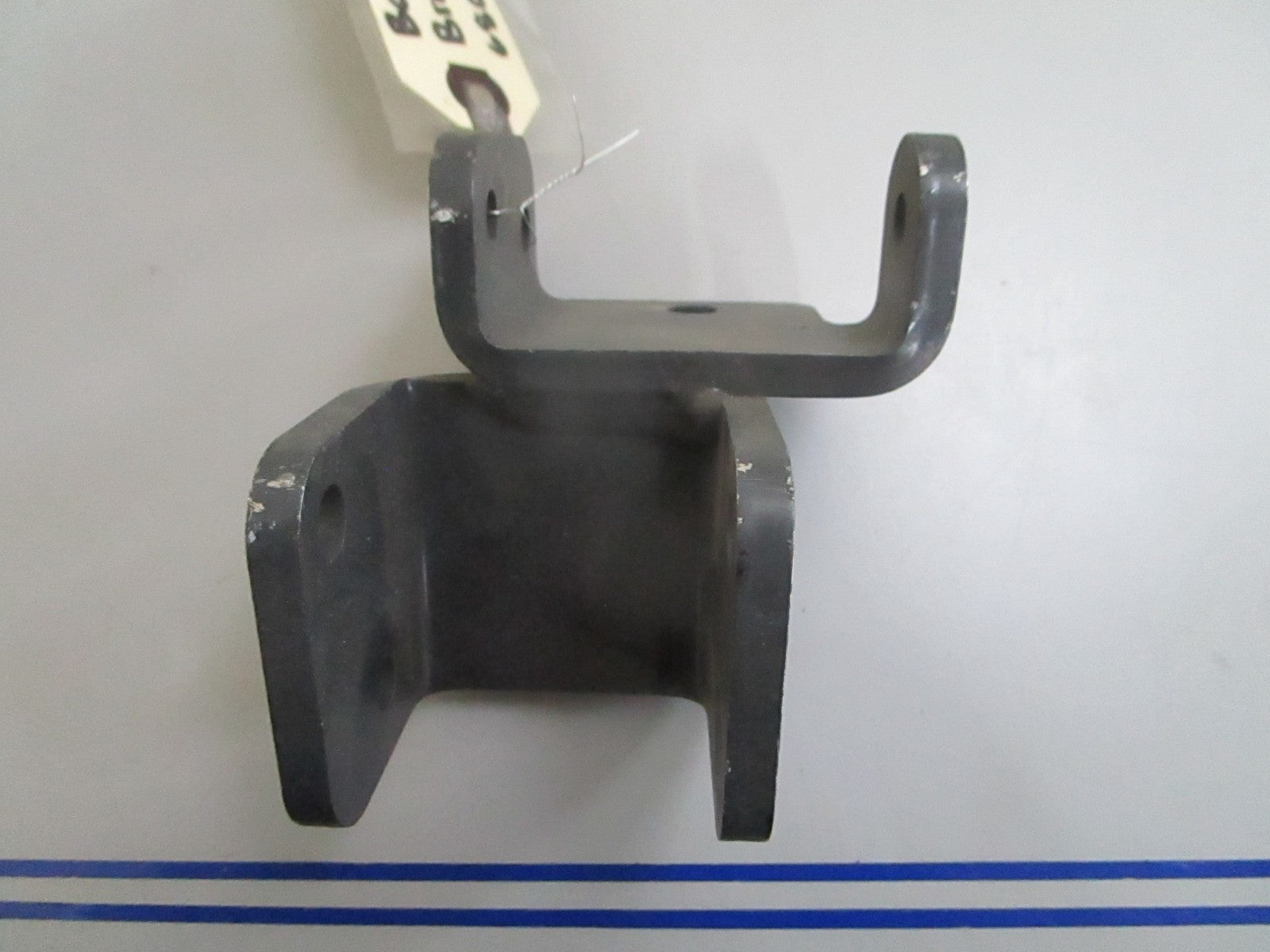 *NEW OEM* 0820 Bobcat Bracket 6803397