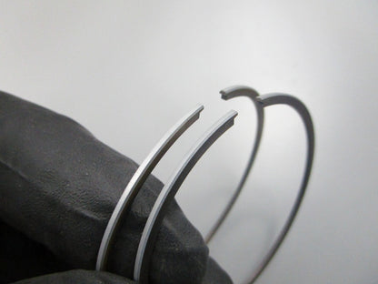 NEW OEM 12140-93113 Suzuki 2 Piston Ring Set 0810