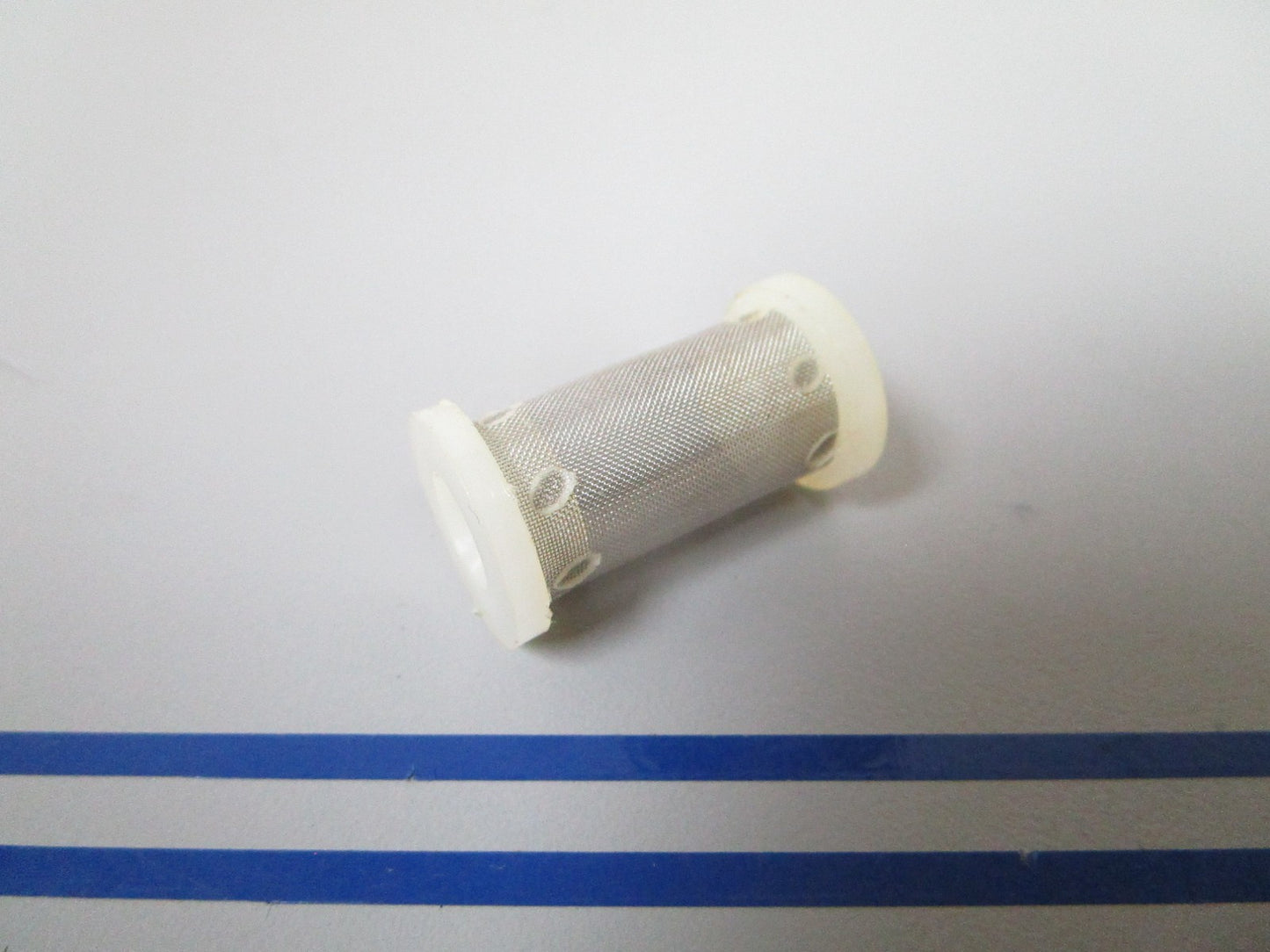 NEW OEM 65830-93301 Suzuki Fuel Filter 0810