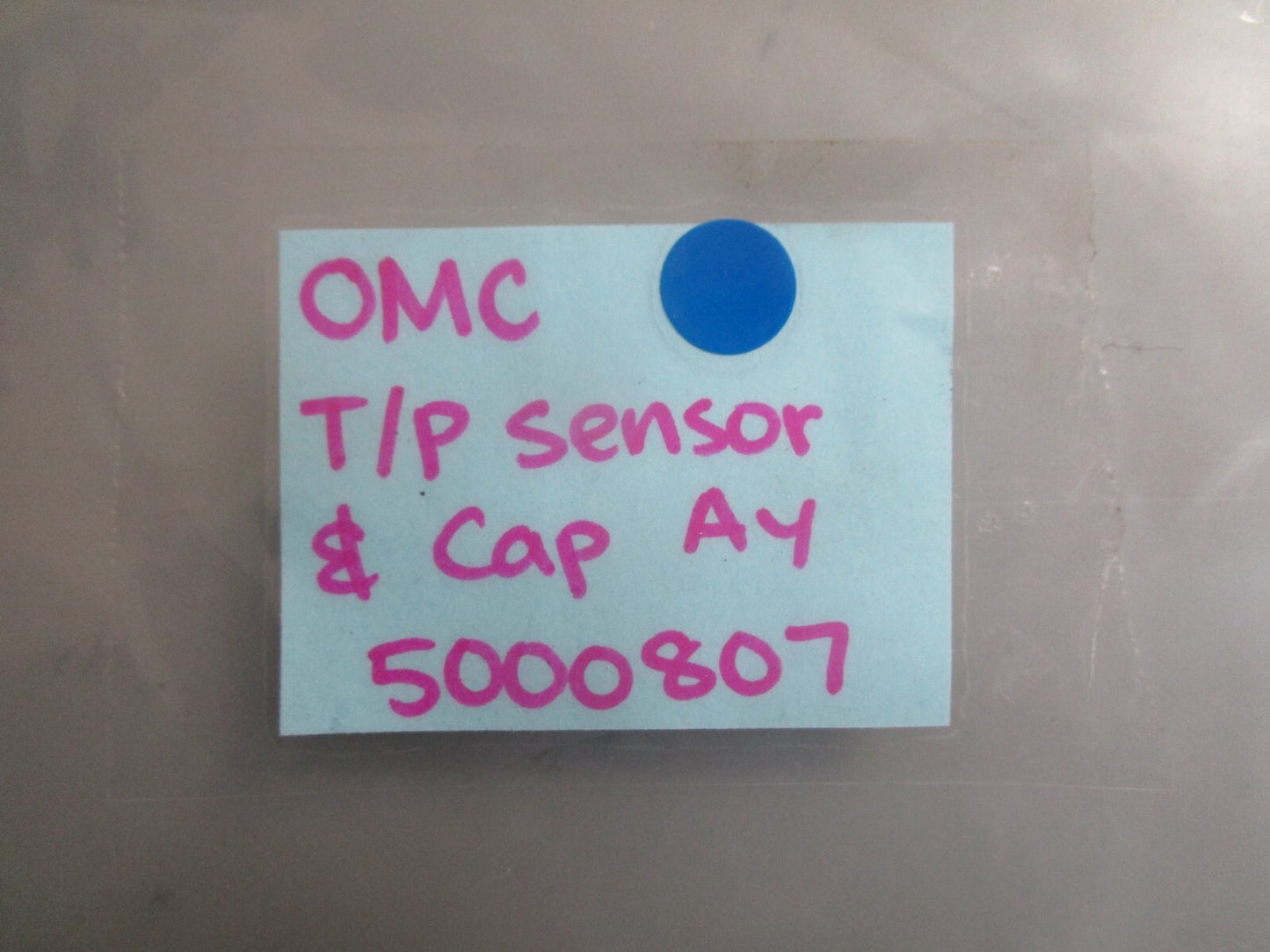 *NEW OEM* 0820 OMC Johnson Evinrude T/P Sensor & Cap Ay 5000807