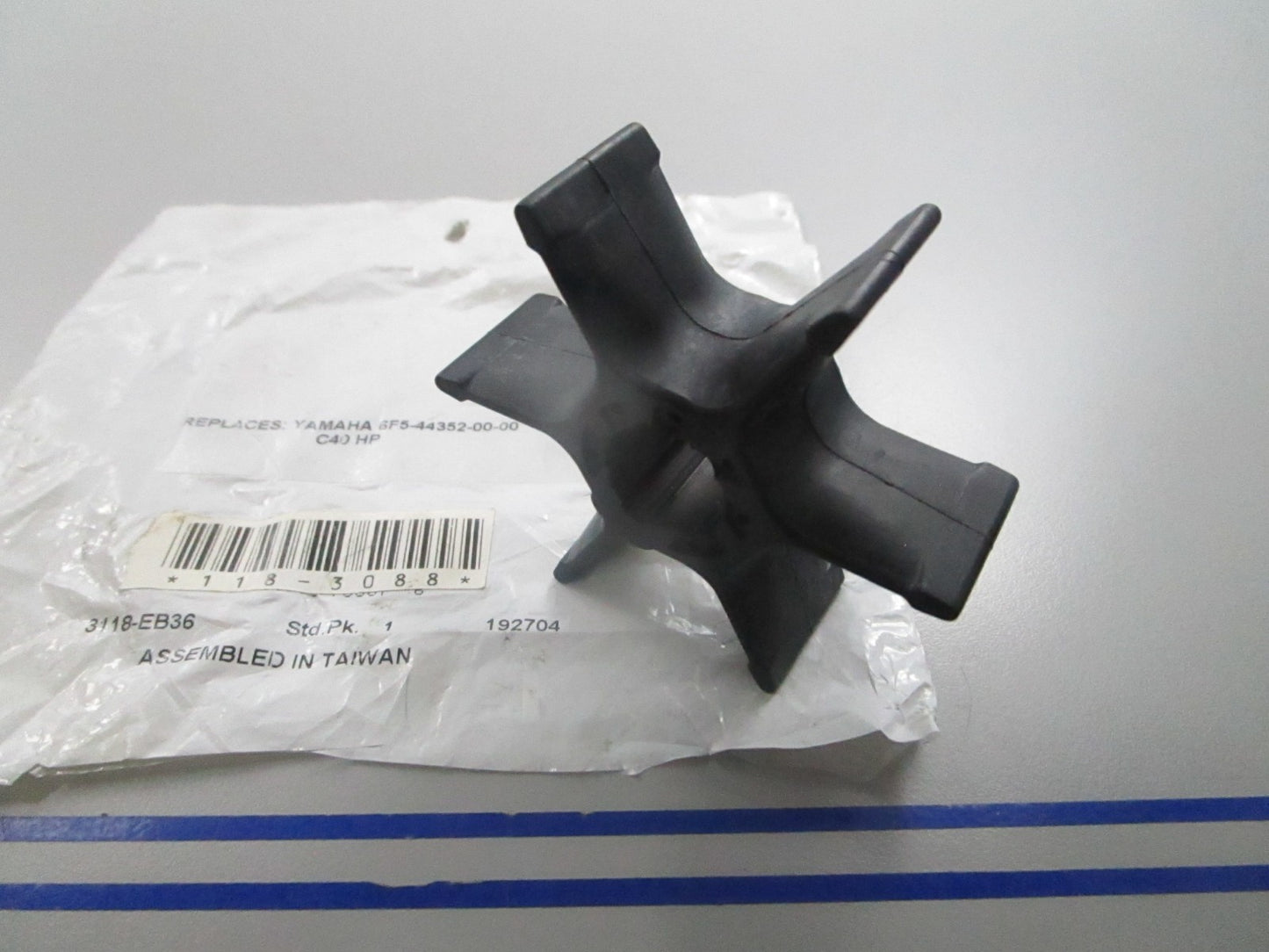 *NEW* 0810 Sierra Impeller 18-3088 Replaces: Yamaha 6F5-44352-00-00