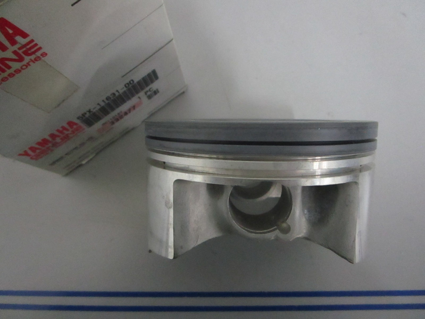 NEW OEM 5PX-11631-00-00 Yamaha Piston 0820