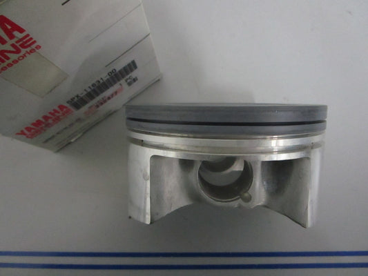 NEW OEM 5PX-11631-00-00 Yamaha Piston 0820