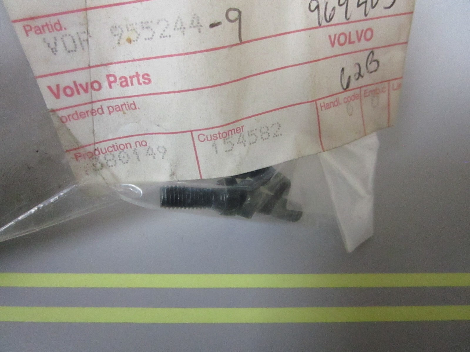 *NEW OEM* (LOT OF 3) 0810 Volvo Penta Screw 955244