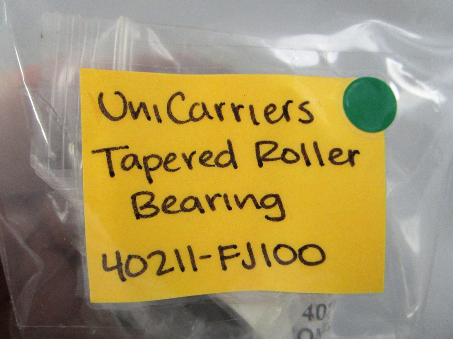 NEW OEM 40211-FJ100 UniCarriers Tapered Roller Bearing 0810