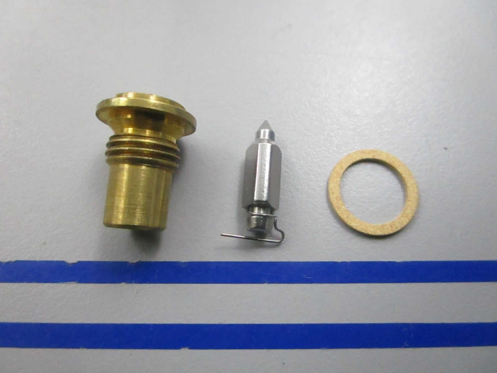 NEW OEM F10100-1 Mercury Quicksilver Valve Kit 0810