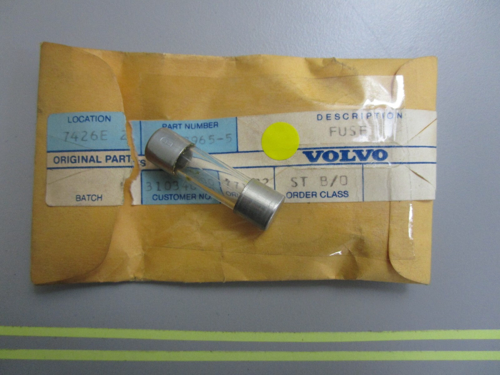 *NEW OEM* 0810 Volvo Penta Fuse 350965-5