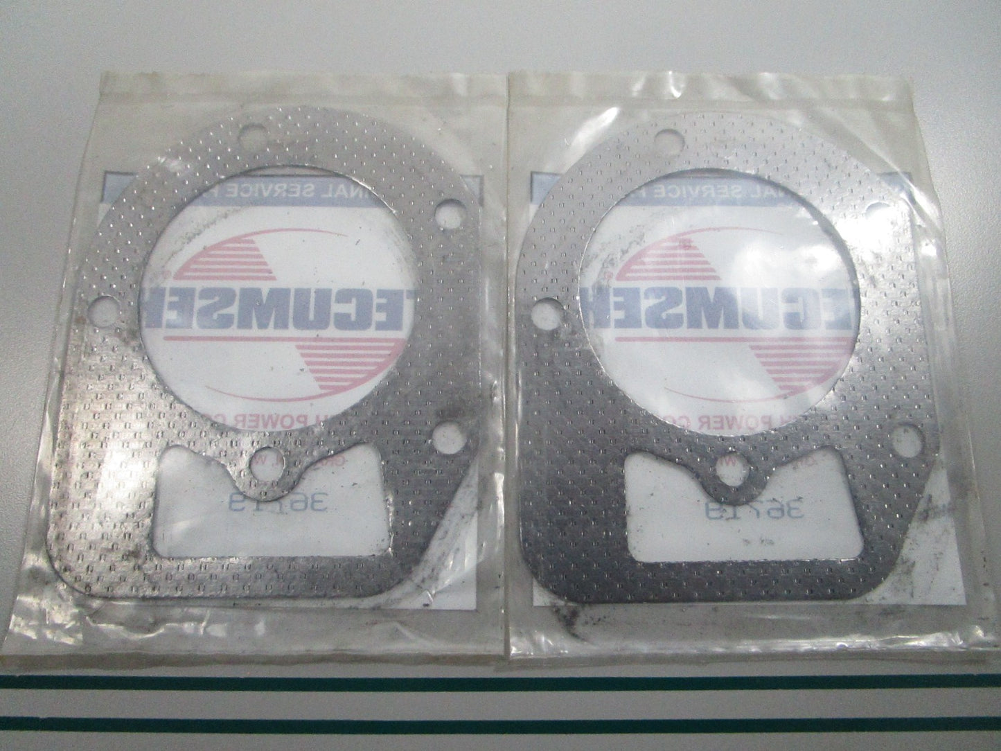 NEW OEM (LOT OF 2) 36719 Tecumseh Gasket 0810