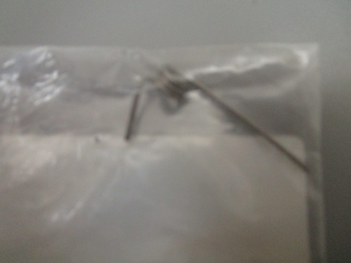 *NEW OEM* 0810 Tohatsu Starter Lock Spring 3R3-05216-0 3R3052160