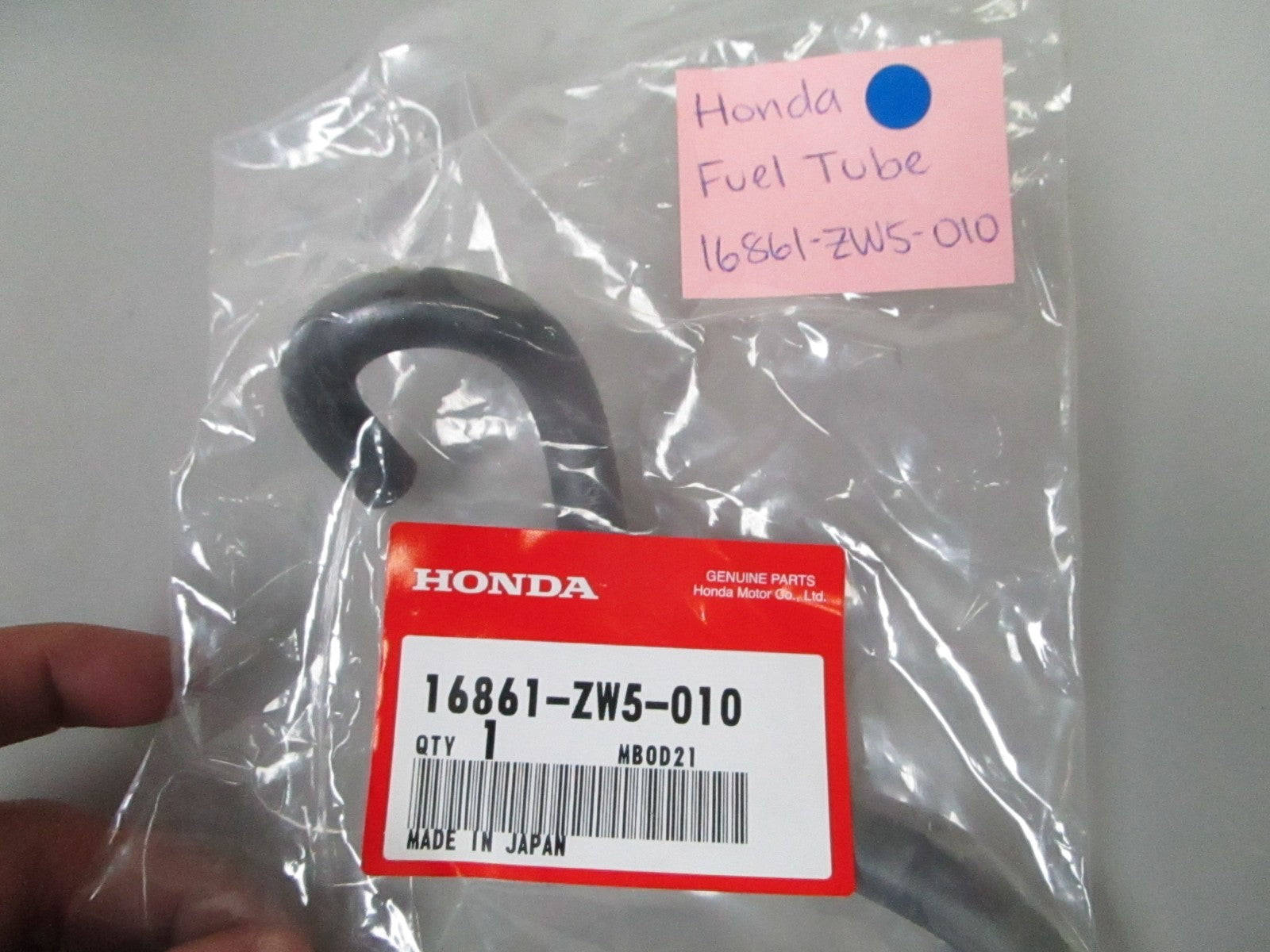 *NEW OEM* 0720 Honda Fuel Tube 16861-ZW5-010