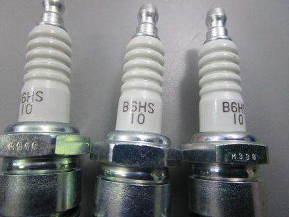 NEW (LOT OF 3) B6HS-10 NGK Spark Plug 0810