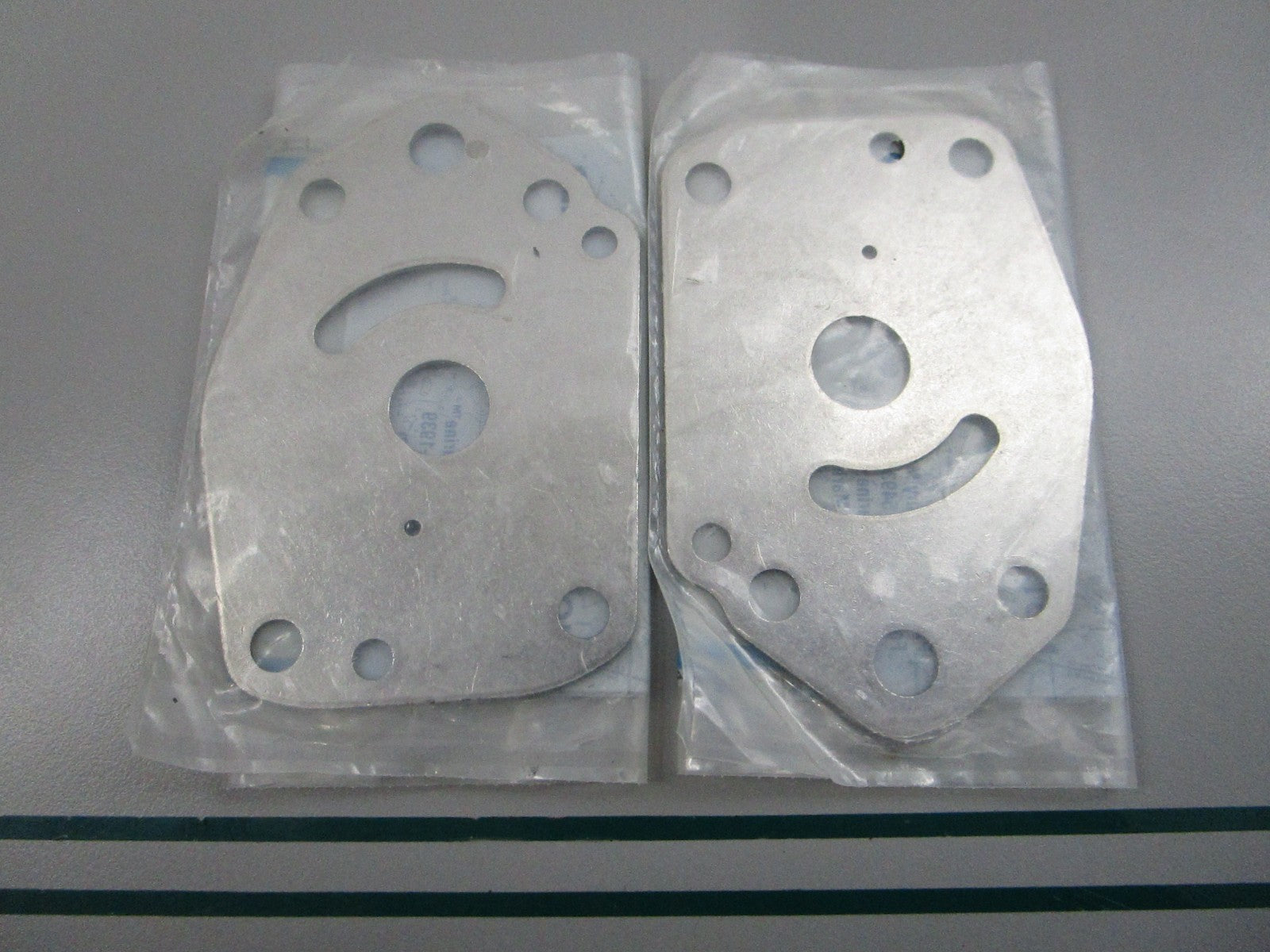 NEW OEM (LOT OF 2) 42200 Mercury Quicksilver Faceplate 0810
