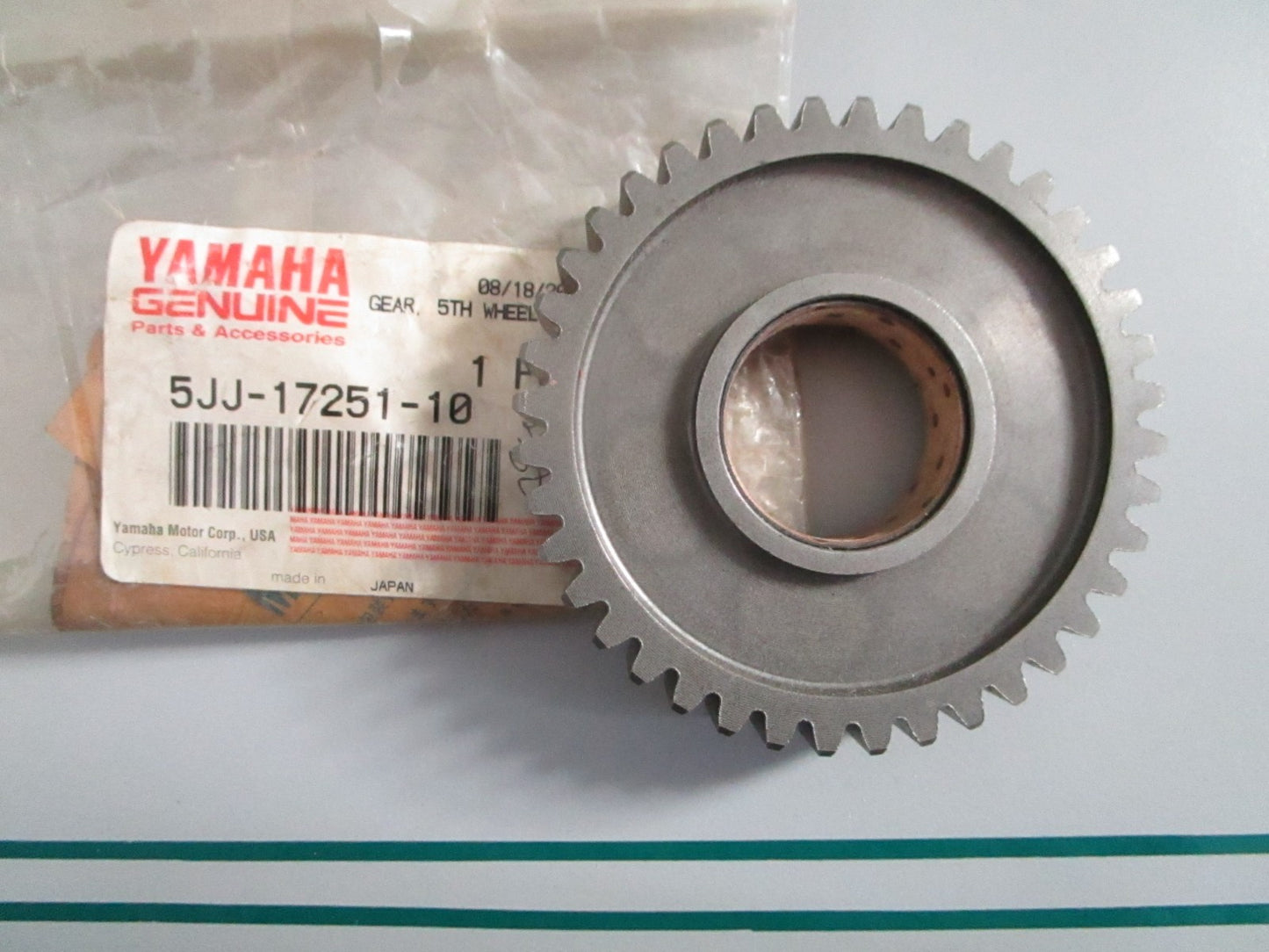 NEW OEM 5JJ-17251-10-00 Yamaha 5th Wheel Gear 0820