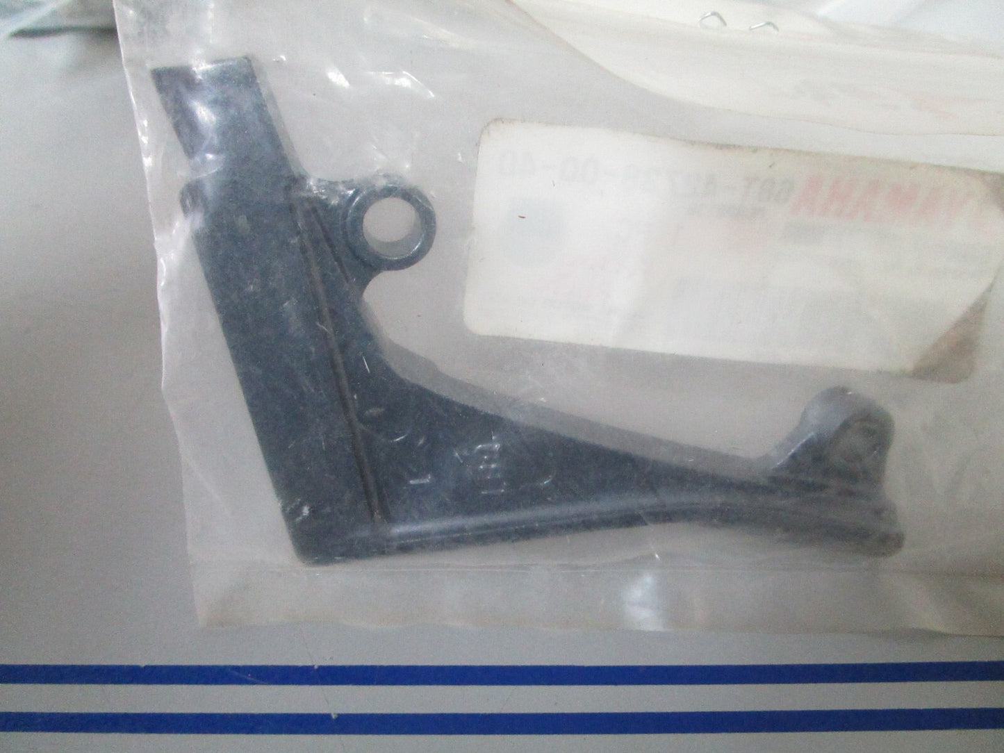 *NEW OEM* 0810 Yamaha Fitting Plate 68T-42738-00-40