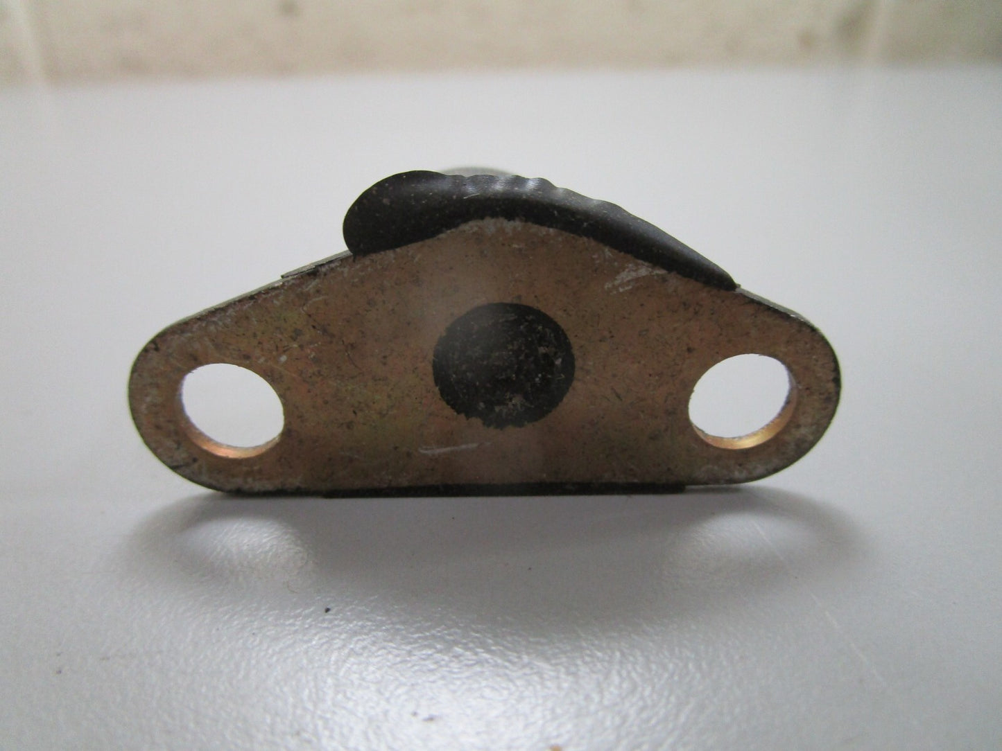 *NEW OEM* 0820 Mercury Quicksilver Mount 39145