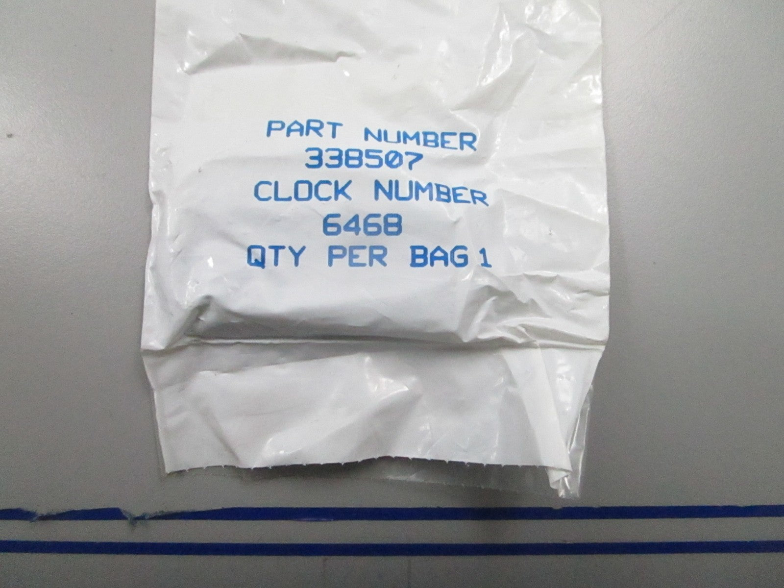 *NEW OEM* 0810 OMC Johnson Evinrude Anchor 338507 0338507