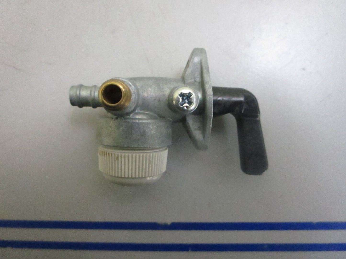 *NEW OEM* 0820 OMC Johnson Evinrude Fuel Cock Assy 5030332