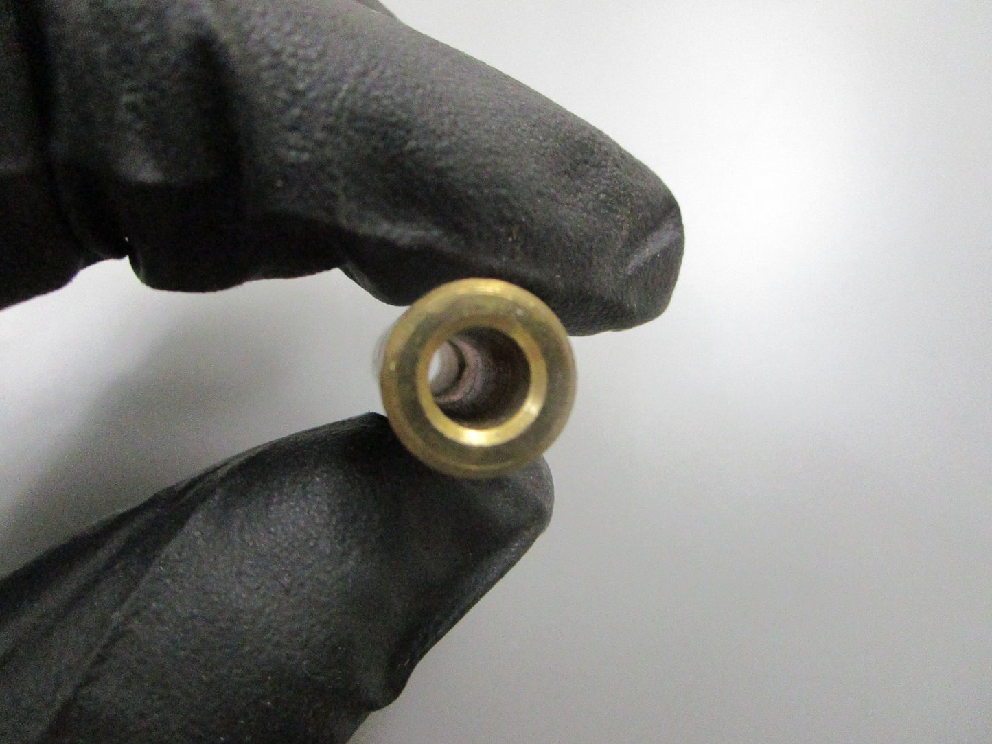 *NEW OEM* 0810 OMC Johnson Evinrude Bushing 318168 0318168