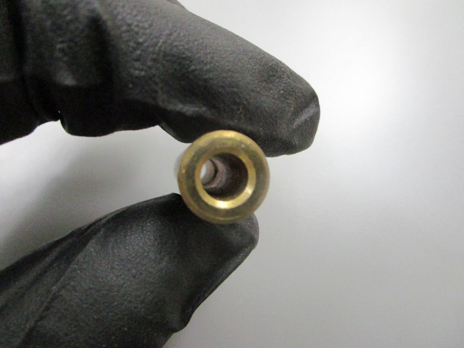 *NEW OEM* 0810 OMC Johnson Evinrude Bushing 318168 0318168