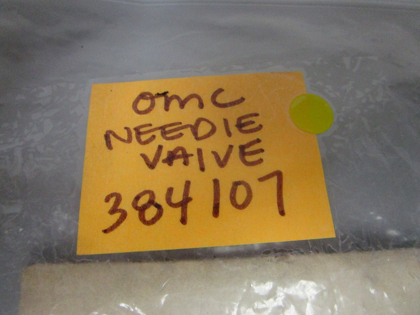 *NEW OEM* 0750 OMC Johnson Evinrude NEEDLE VALVE 384107 0384107