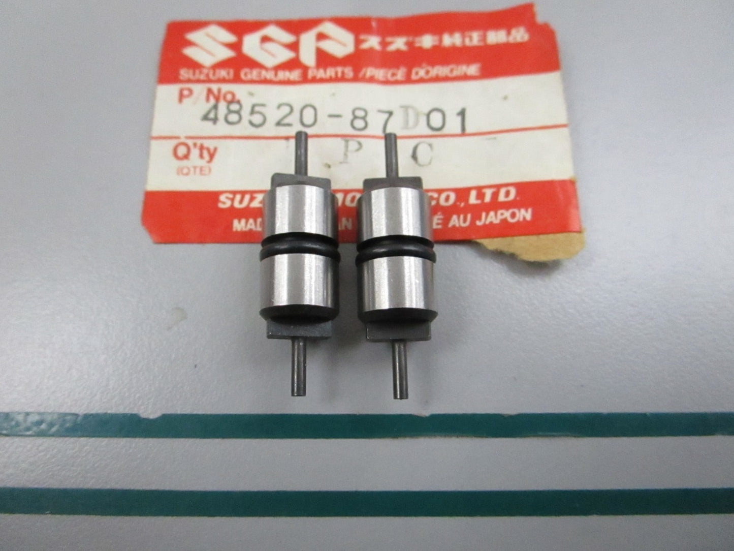 NEW OEM (LOT OF 2) 48520-87D01 Suzuki Spool 0810