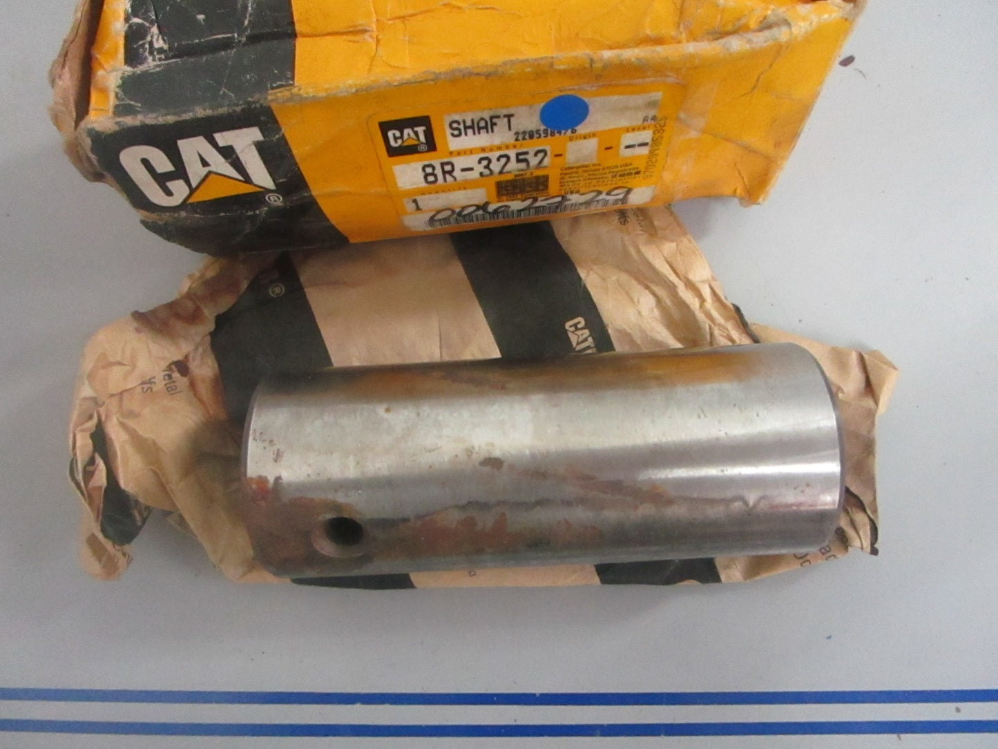 *NEW OEM* 0820 CAT Shaft 8R-3252