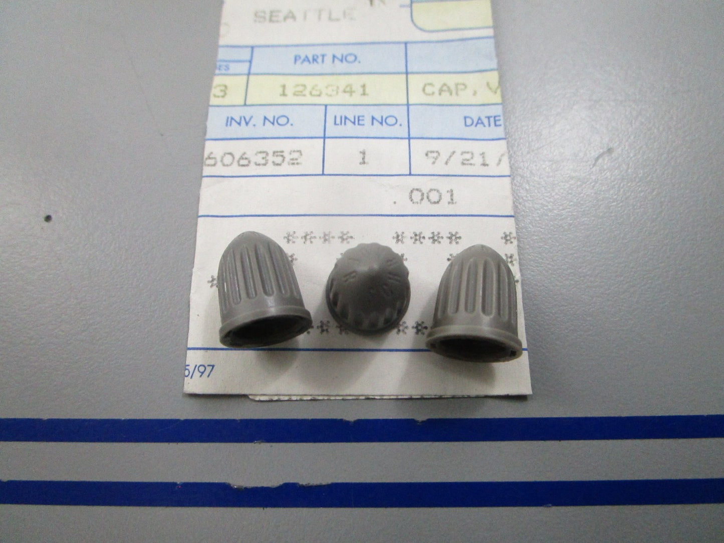*NEW OEM* (LOT OF 3) 0810 OMC Johnson Evinrude Valve Cap 126341 0126341