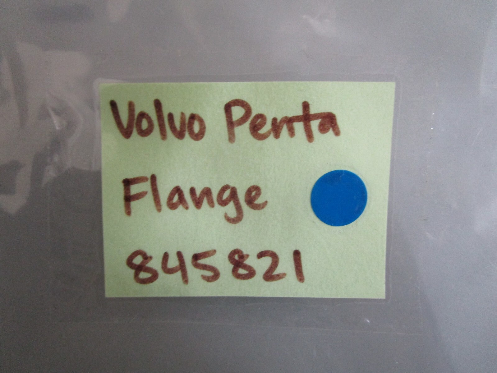 *NEW OEM* 0820 Volvo Penta Flange 845821