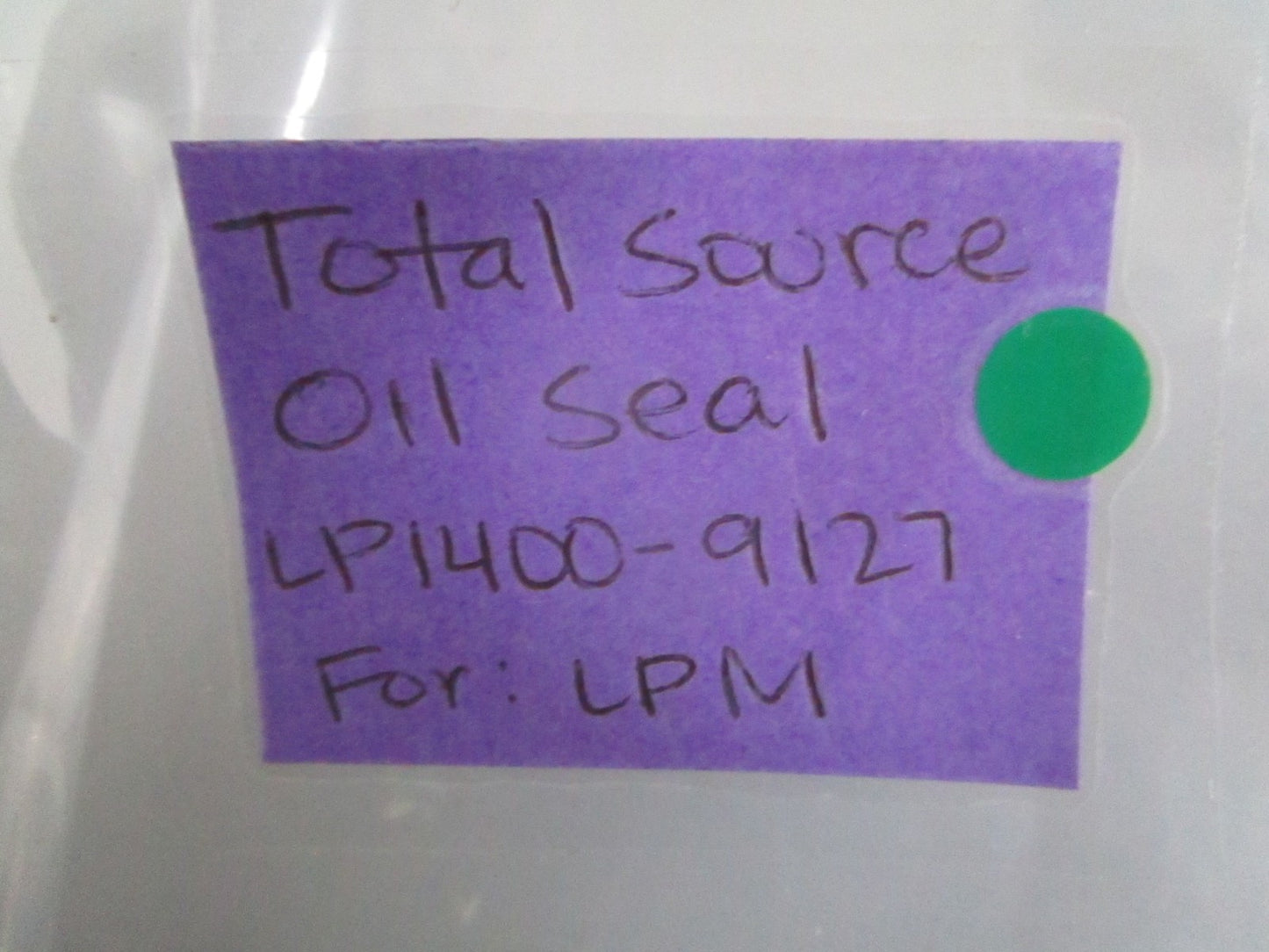 NEW LP1400-9127 Total Source Oil Seal For: LPM 0820