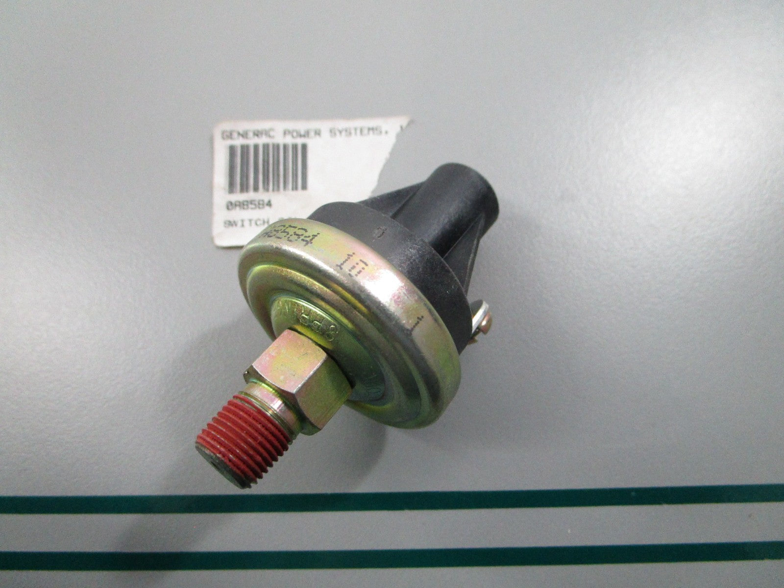 NEW OEM 0A8584 Generac 10PSI Oil Pressure Switch 0810