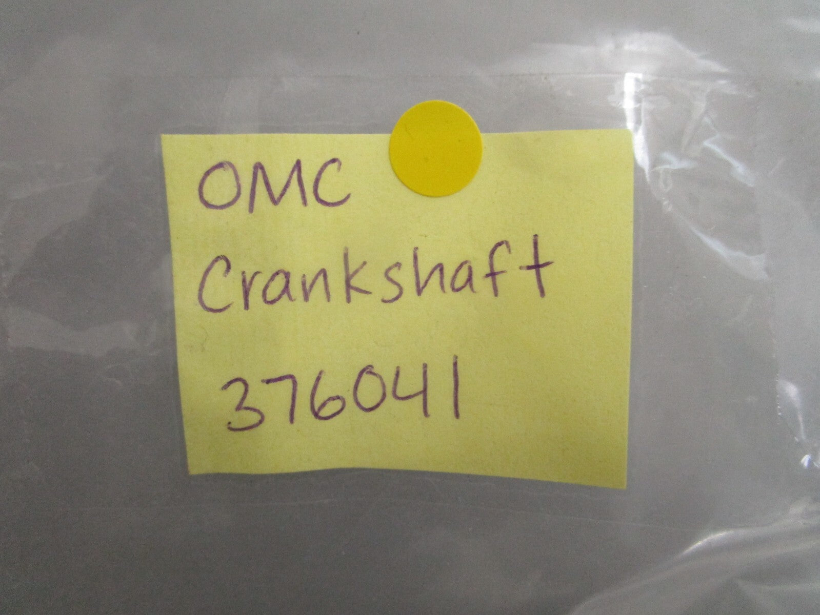 *NEW OEM* 0820 OMC Johnson Evinrude 5HP Crankshaft 376041 0376041