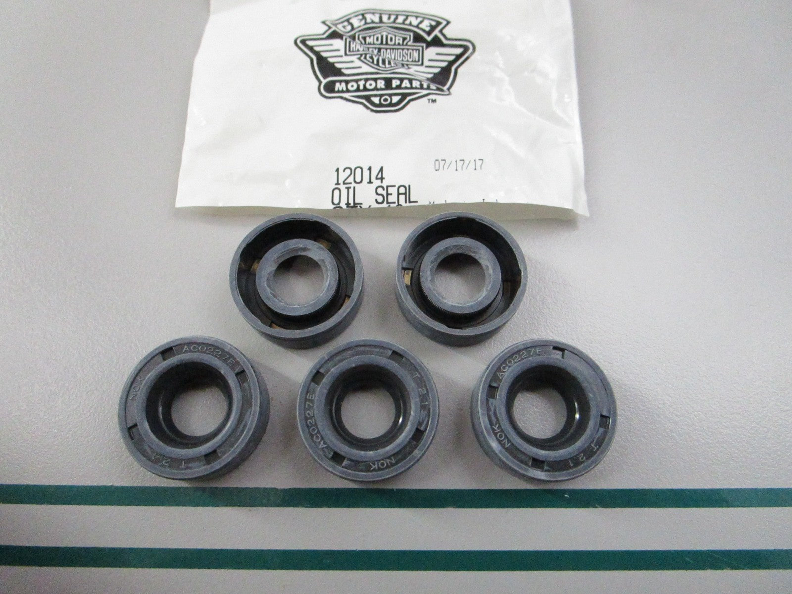 NEW OEM (LOT OF 5) 12014 Harley Davidson Oil Seal 0810
