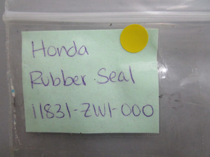 *NEW OEM* 0810 Honda Rubber Seal 11831-ZW1-000