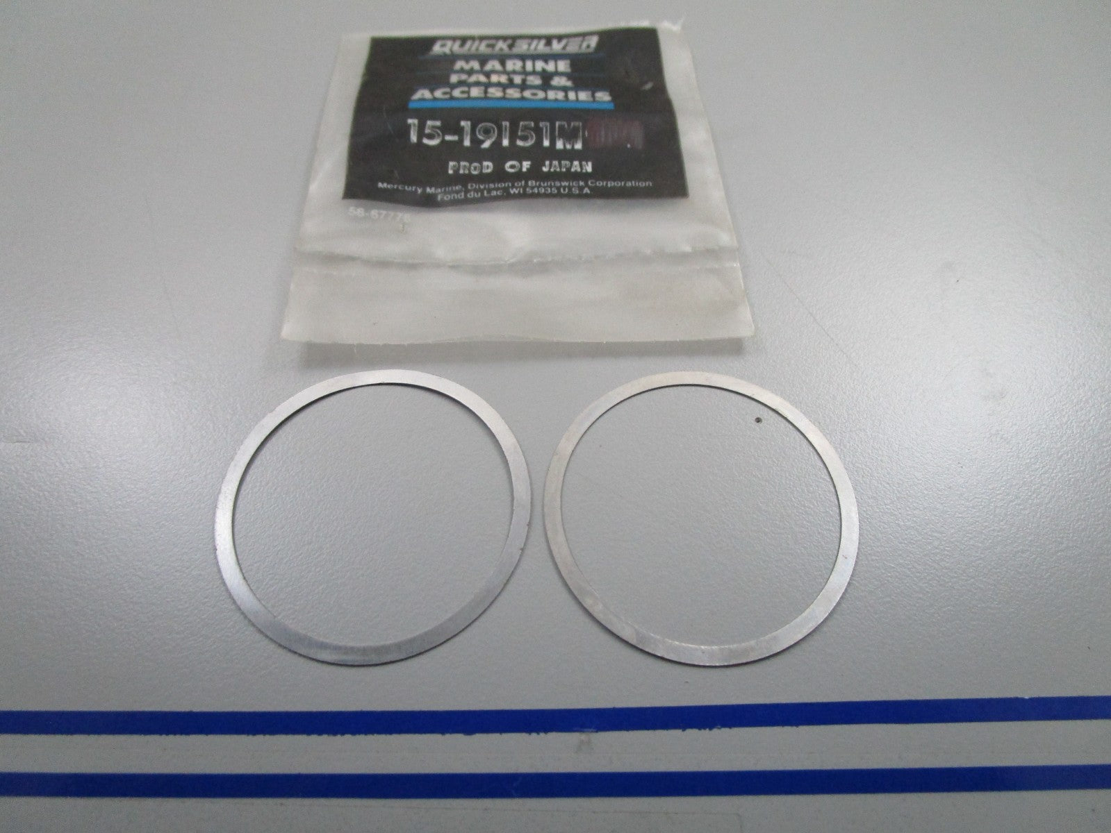 *NEW OEM* (LOT OF 2) 0810 Mercury Quicksilver Shim 15-19151M