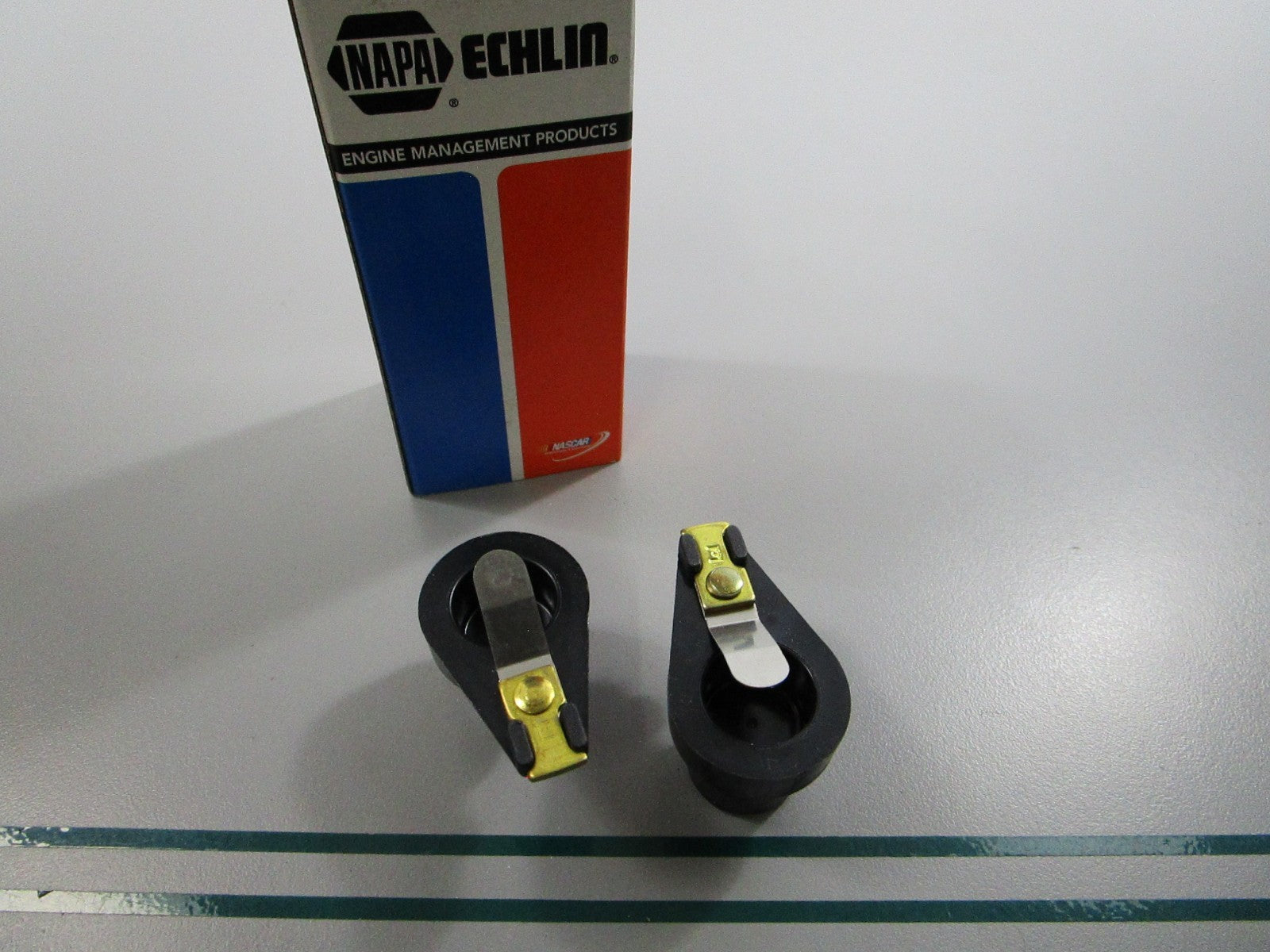 NEW (LOT OF 2) RR182R NAPA Echlin Rotor 0810