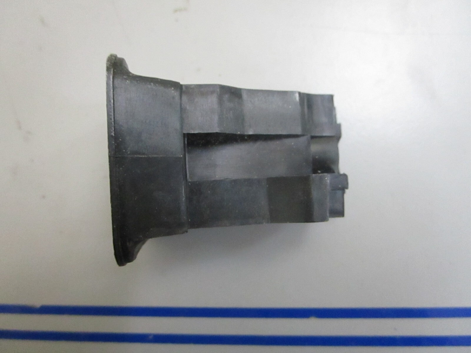 *NEW OEM* 0810 Mercury Quicksilver Actuator 110241