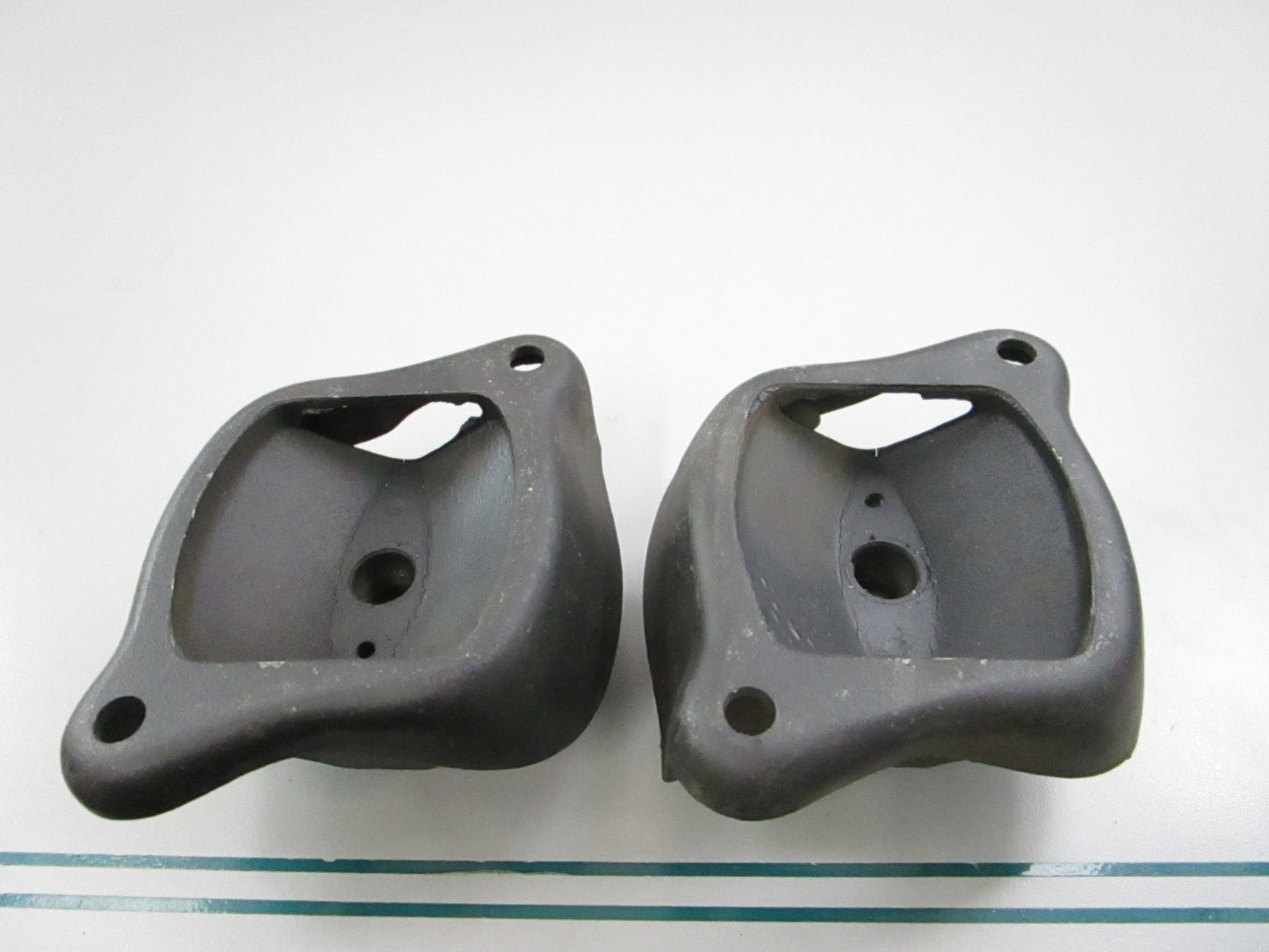 NEW OEM 1082200017 Mercedes-Benz Engine Mount Kit 0810
