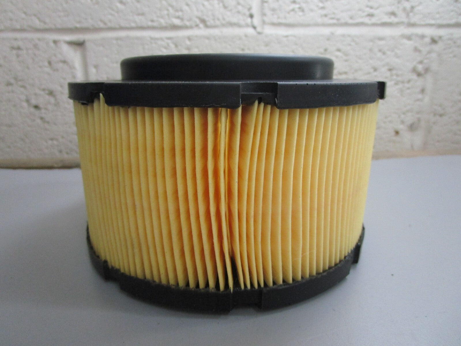 *NEW OEM* 0820 Volvo Penta Air Filter 3582358
