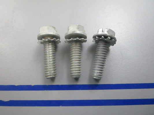 NEW OEM (LOT OF 3) 303591 0303591 OMC Johnson Evinrude Screw 0810