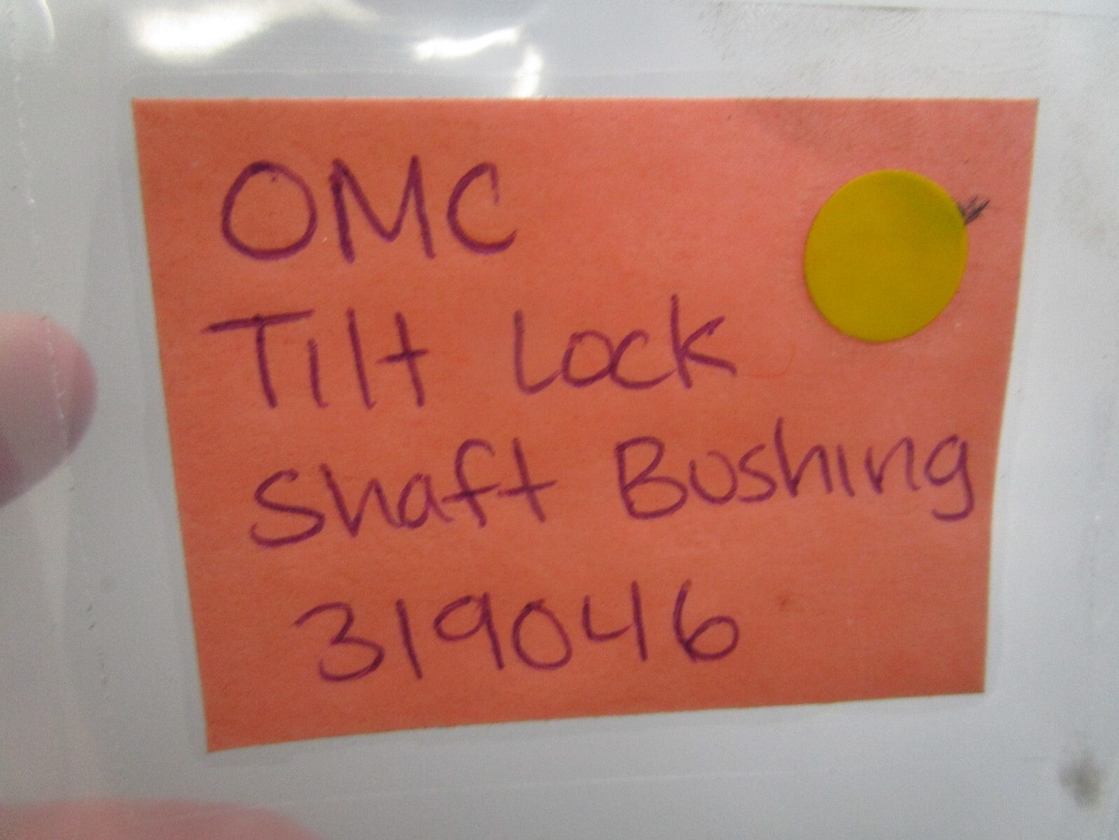 *NEW OEM* 0810 OMC Johnson Evinrude Tilt Lock Shaft Bushing 319046 0319046