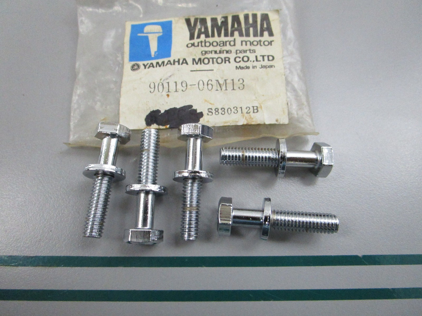 NEW OEM (LOT OF 5) 90119-06M13-00 Yamaha Screw 0810