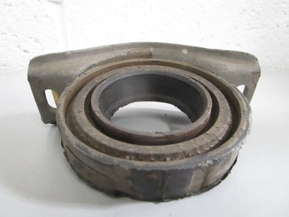 NEW OEM 1264100181 Merecedes-Benz Mounting 0820