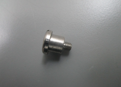 *NEW OEM* 0810 OMC Johnson Evinrude Screw 339185 0339185