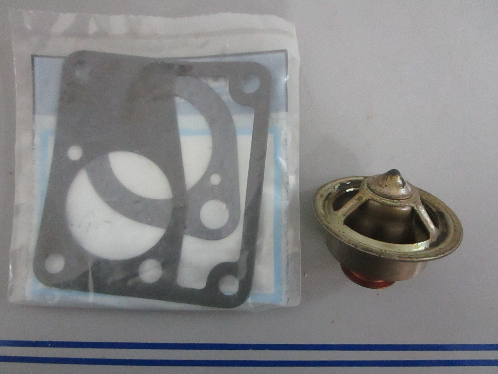 *NEW OEM* 0820 Mercury Quicksilver Thermostat Kit 76270T1