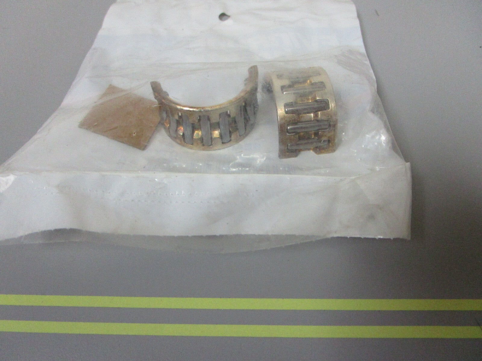 *NEW OEM* 0810 OMC Johnson Evinrude Bearing Kit Assembly 437088 0437088