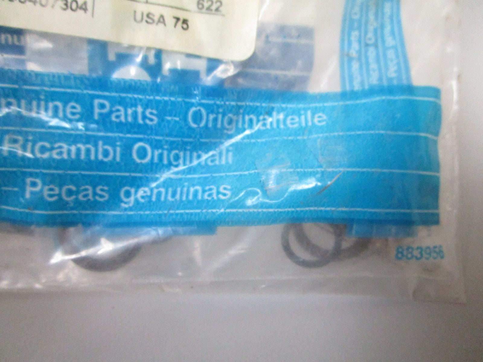 NEW OEM 3850374 Volvo Penta Sealing Kit 0720