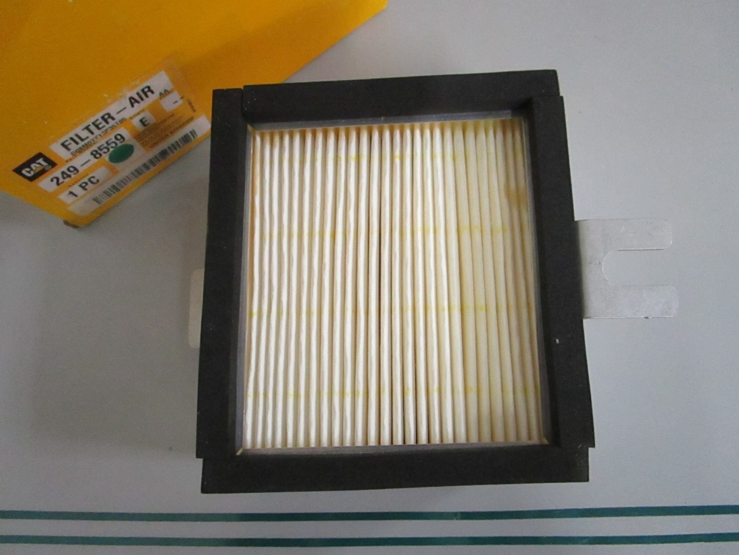 Caterpillar CAT 249-8559 Standard Efficiency Cabin Air Filter NEW OEM 0820