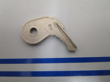 NEW OEM 501793 0501793 OMC Johnson Evinrude #28 Ignition Key 0810